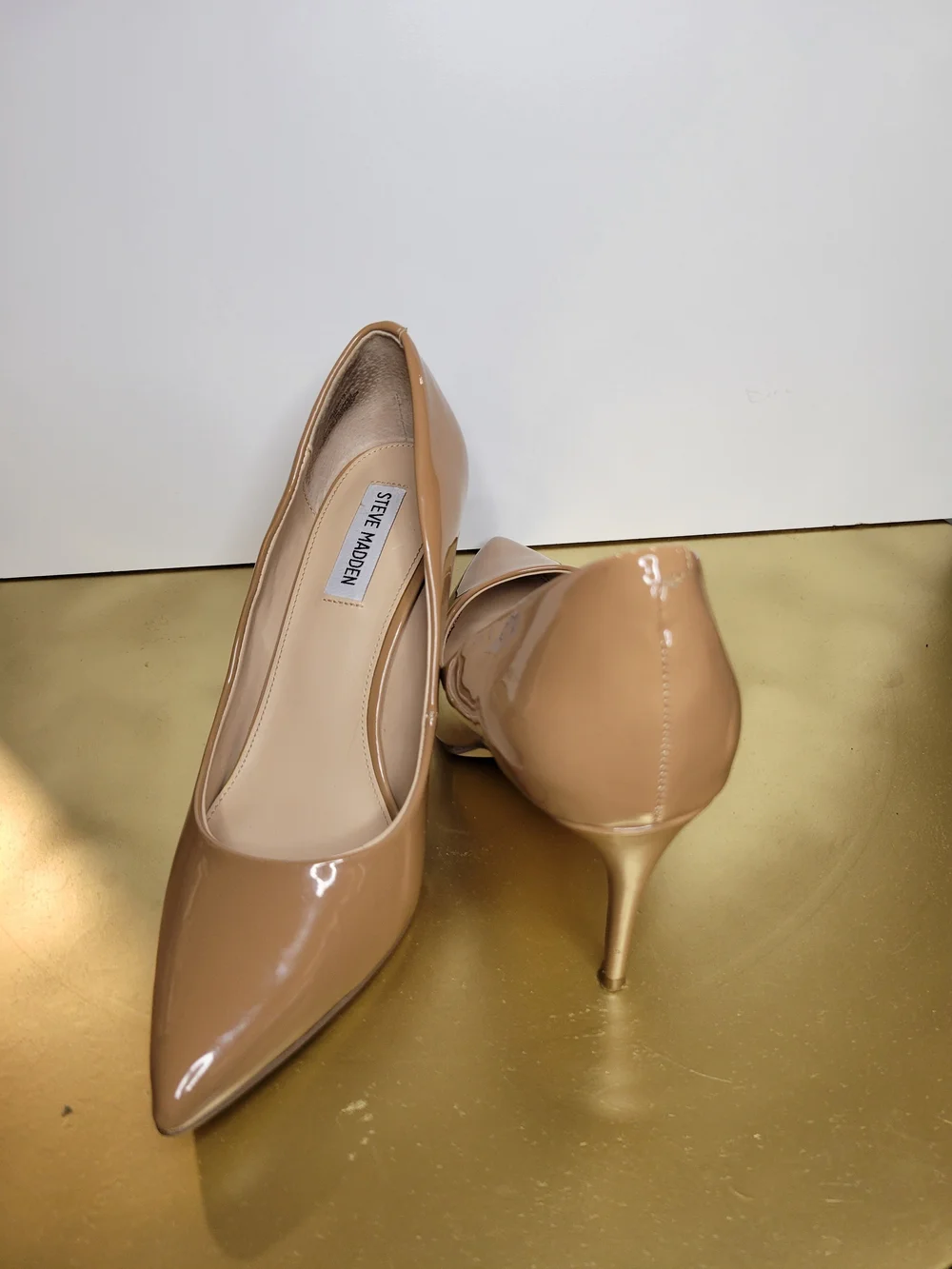 Steve Madden classic pointer
